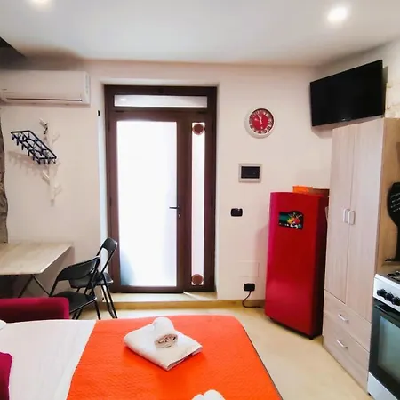 The Artist'S House Apartment Cefalu Exterior photo